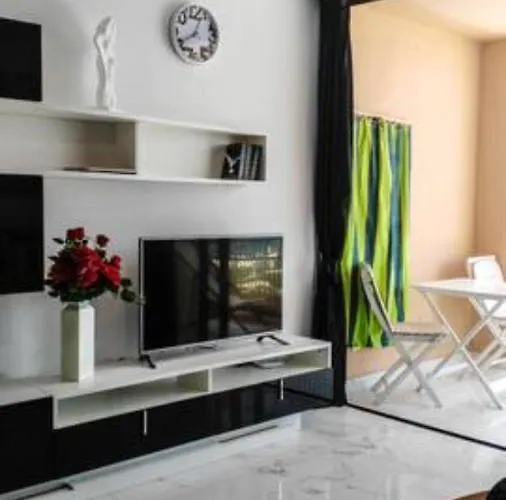 Апартаменти Beautiful Americas Playa Del Bobo Плайя-де-лас-Амерікас